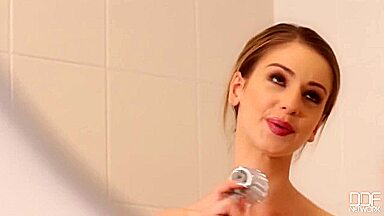 Stella Cox - Shower Concerto - Singing in the Bathtub Leads to Hardcore Action