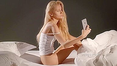 Aleksandra Selfie Session